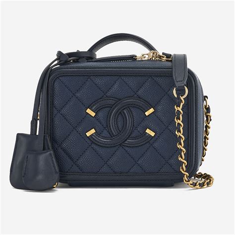 chanel vanity case small size cm